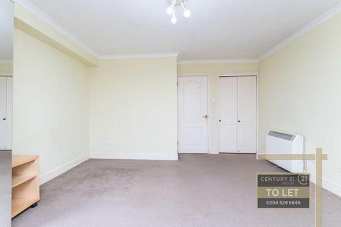Studio to rent, Acorn Grove, HAYES UB3