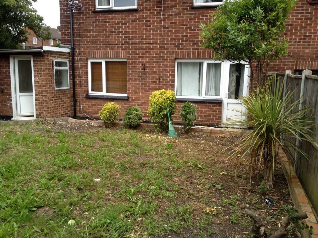 4 bedroom End Terrace for rent