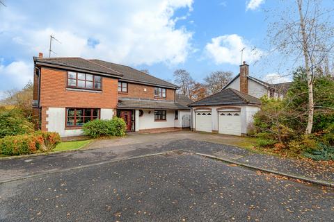 undefined, Newton Grove, Newton Mearns, Glasgow, East Renfrewshire