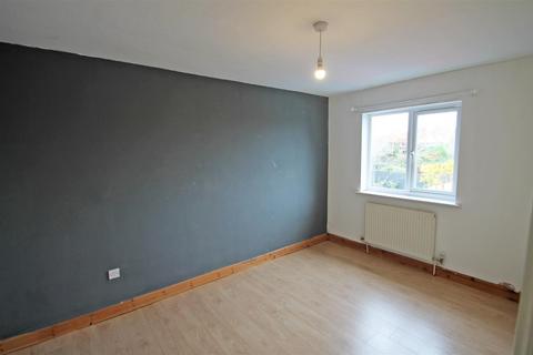 undefined, Kimbolton Avenue, Bedford