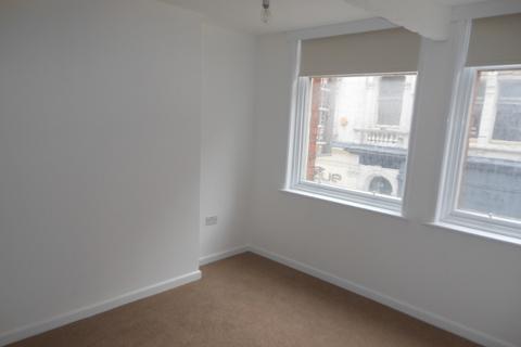 2 bedroom flat to rent, Guildhall Street, Preston PR1