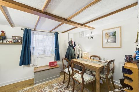 undefined, Wing, Leighton Buzzard LU7
