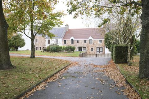 4 bedroom property for sale, La Rue De La Guilleaumerie, Jersey JE2