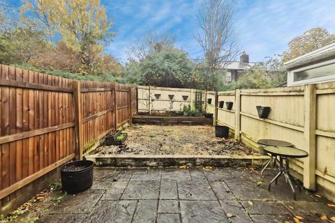 undefined, Mons Close, Newport,