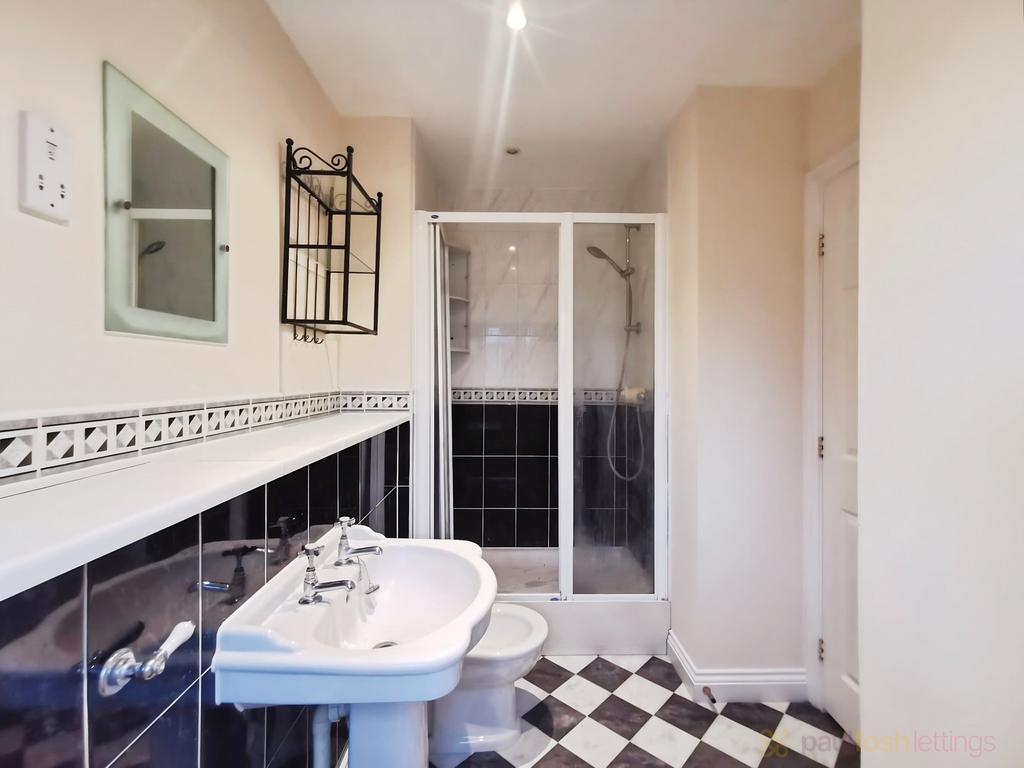Ensuite
