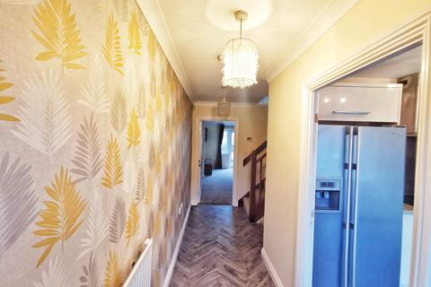 undefined, Mons Close, Newport,