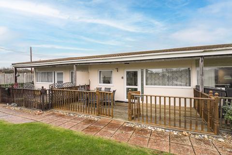 3 bedroom chalet for sale, Mill Lane, Bacton