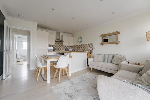 3 bedroom chalet for sale, Mill Lane, Bacton