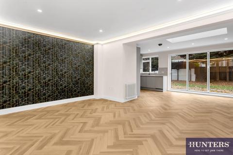 3 bedroom flat for sale, Marlborough Hill, St Johns Wood, London, NW8