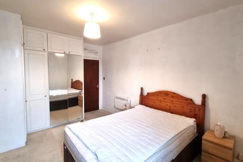 2 bedroom flat to rent, Rosemount Place, Rosemount, Aberdeen, AB25