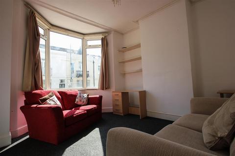 6 bedroom house share to rent, Viaduct Road, Brighton