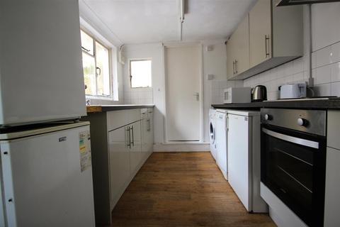 6 bedroom house share to rent, Viaduct Road, Brighton