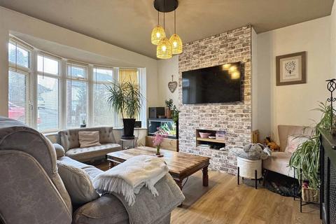 6 bedroom semi-detached house for sale, Vauxhall Drive, Braintree