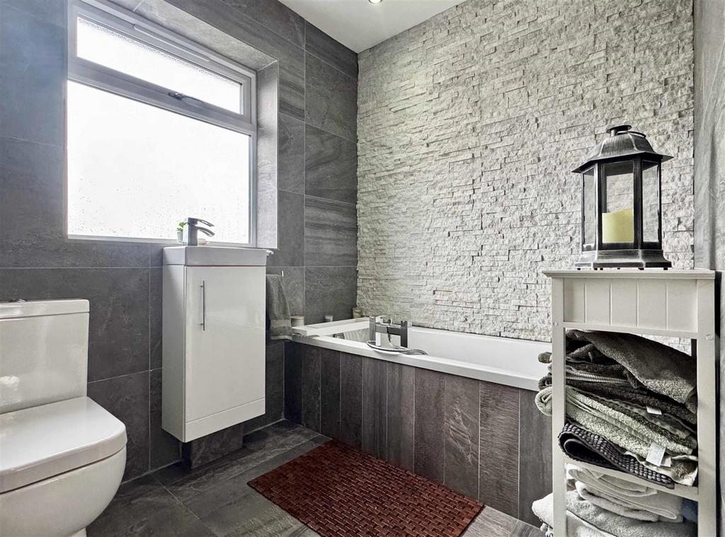 En-Suite.jpg