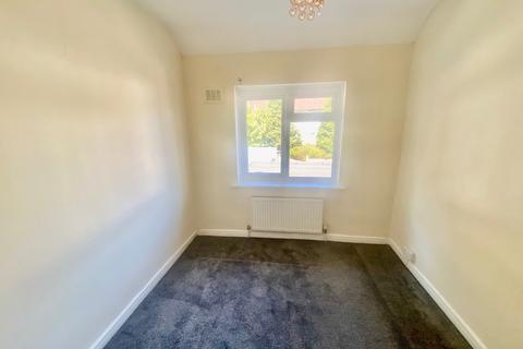 3 bedroom semi-detached house to rent, stanway grove, kingstanding, birmingham