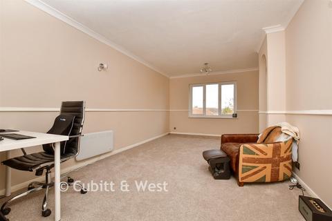 24 Hardcastle Close, Croydon, CR0 6XQ