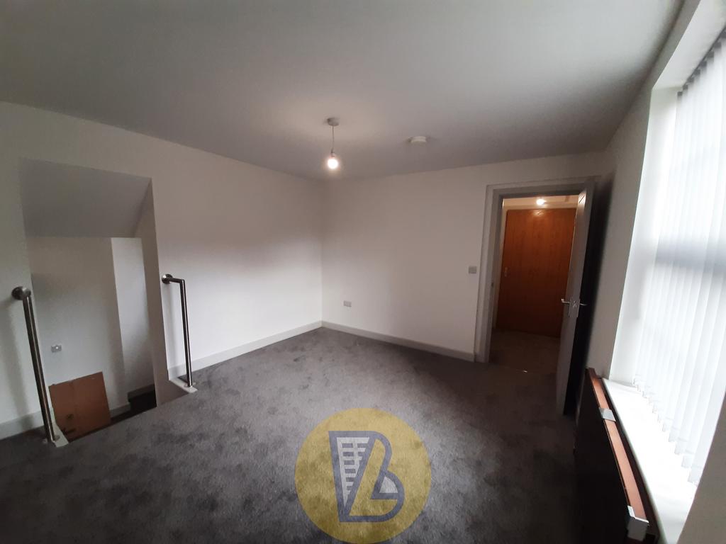 Flat 8 (3)