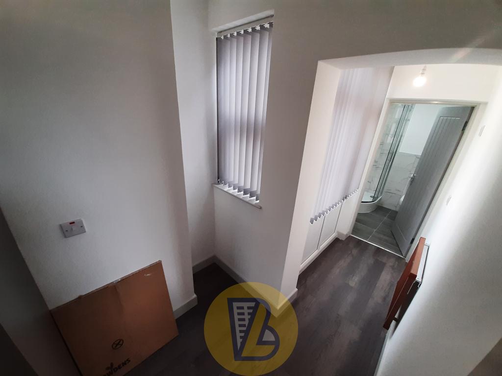 Flat 8 (5)