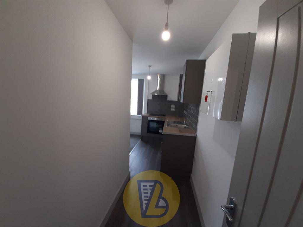 Flat 9 (2)