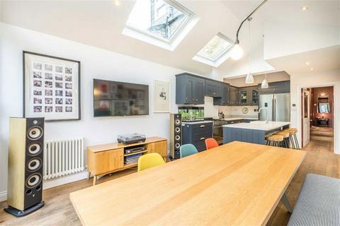 undefined, Bushy Park Road, Teddington TW11
