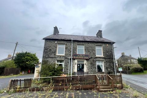 undefined, Carmarthen SA33