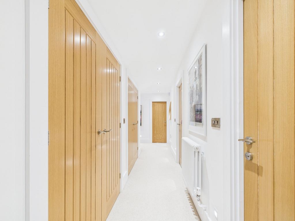 Master En-suite