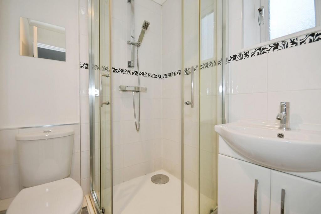 EN SUITE.jpg