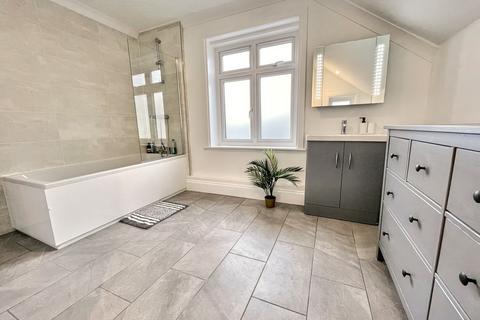 4 bedroom detached house for sale, Bournemouth