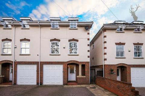 5 bedroom townhouse for sale, Palmerston Road, Buckhurst Hill IG9