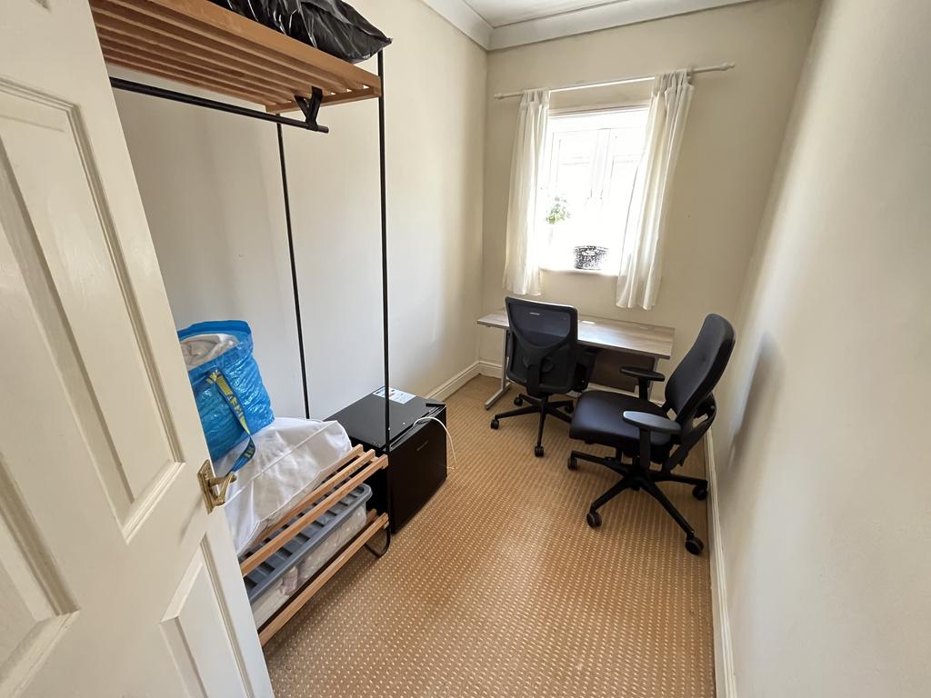 Bedroom 4 study