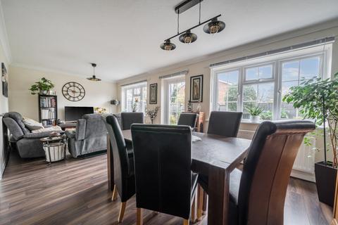 3 bedroom detached house for sale, Whitby Drive, Berkshire RG1