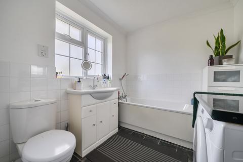undefined, Whitby Drive, Berkshire RG1