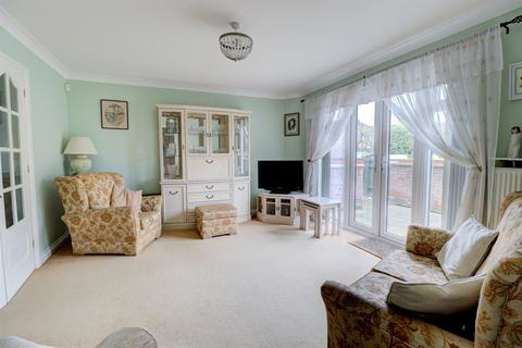 undefined, Amersham Road, Hazlemere HP15