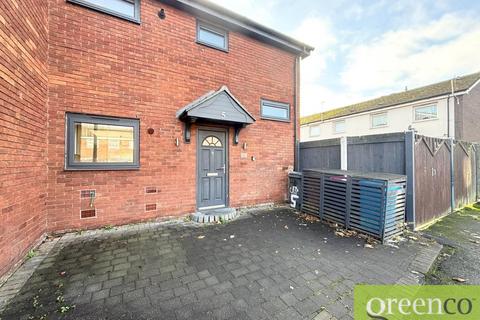 2 bedroom semi-detached house to rent, Capella Walk, Salford M7