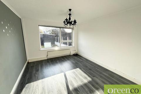 2 bedroom semi-detached house to rent, Capella Walk, Salford M7