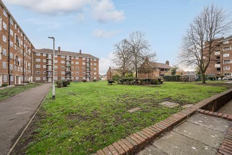 undefined, Laburnum Road, Mitcham, CR4