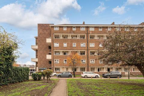 undefined, Laburnum Road, Mitcham, CR4
