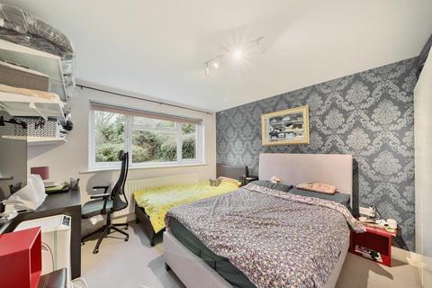 undefined, Acacia Lodge,  Hendon Lane,  N3