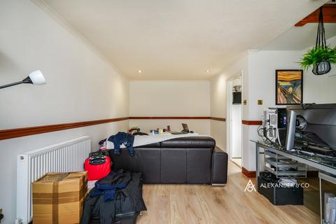 1 bedroom terraced house to rent, Shannon Road, Oxfordshire OX26