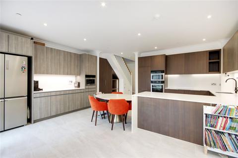 4 bedroom mews for sale, Burlington Mews, Sevenoaks, Kent, TN13