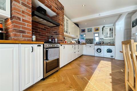 3 bedroom semi-detached house to rent, Caenby Street, Lincolnshire LN1
