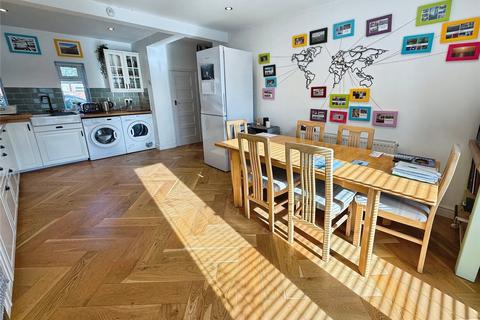3 bedroom semi-detached house to rent, Caenby Street, Lincolnshire LN1