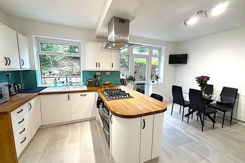 3 bedroom house to rent, Bannerdale Road, Sheffield