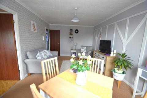 2 bedroom apartment for sale, Rectory Road, Rochford