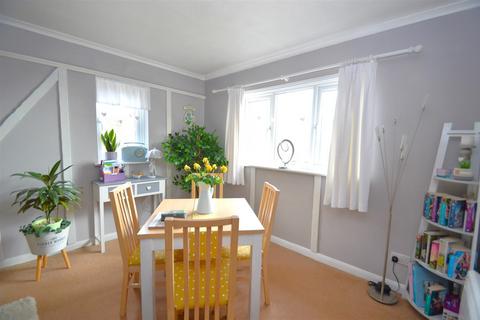 2 bedroom apartment for sale, Rectory Road, Rochford