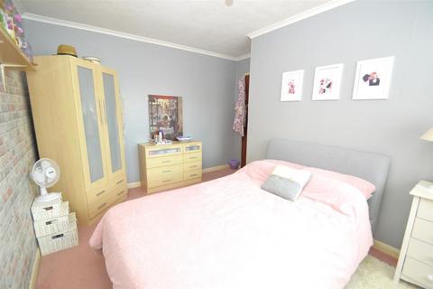 2 bedroom apartment for sale, Rectory Road, Rochford