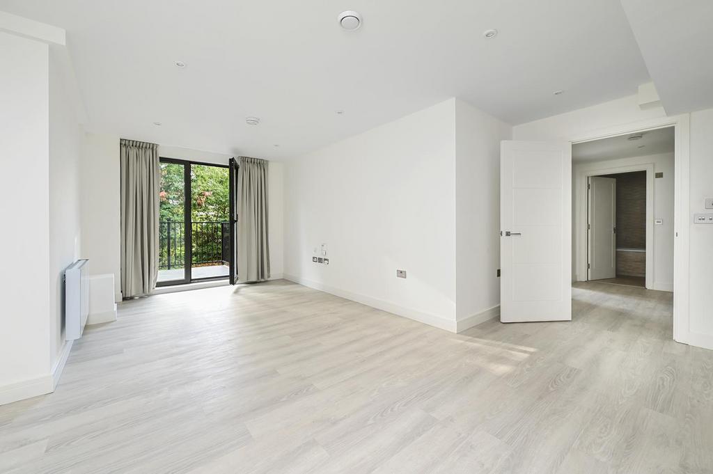 2 Hillside Place (6) (1).jpg