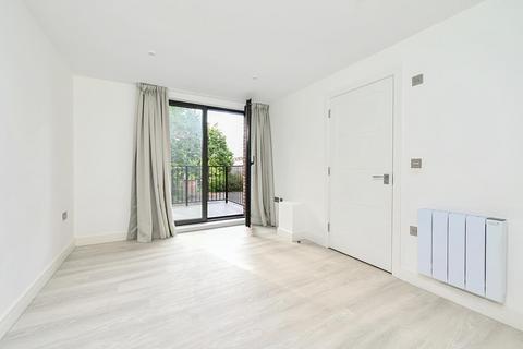 undefined, Farnborough Road, Hampshire GU14
