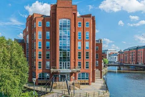 Office to rent, 1 Queen St Bristol BS2 0HQ
