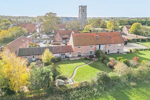 4 bedroom semi-detached house for sale, Idyllic Barn Conversion in Worstead